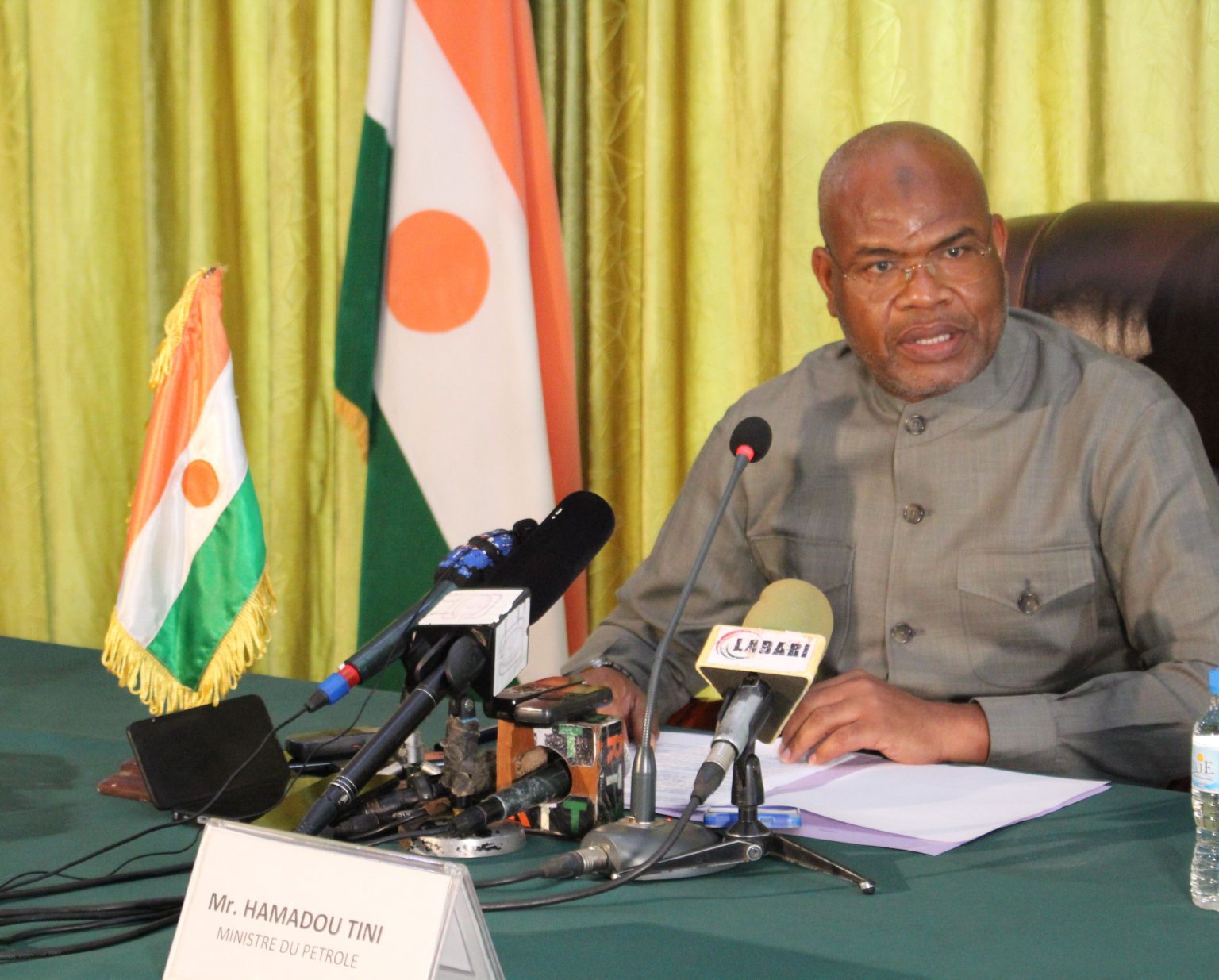 Le ministre Hamadou Tinni présentant le projet pétrolier Kafra lors du point de presse du 9 septembre 2026
