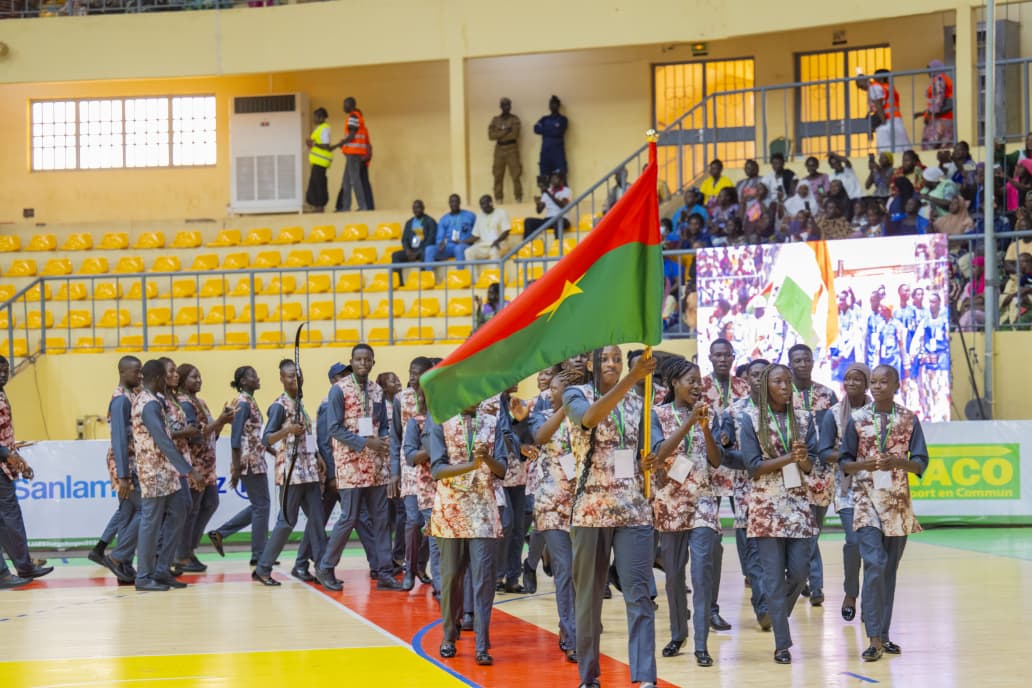 Défilé de la délégation burkinabè lors de l’ouverture des deuxièmes Jeux de l’AES à Ouagadougou en septembre 2026