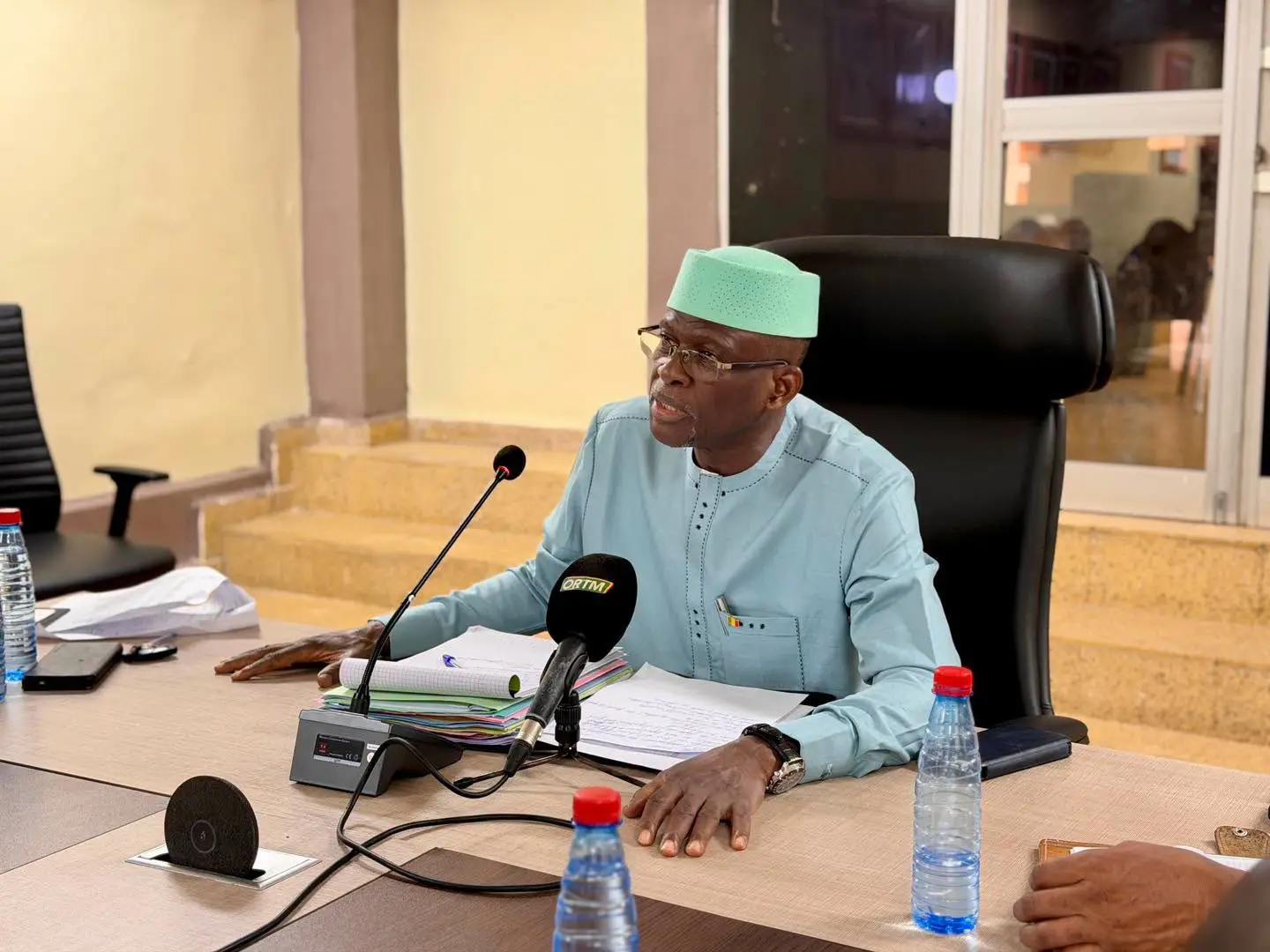 Le ministre malien de l’Industrie et du Commerce Moussa Alassane Diallo lors de la concertation sur le prix de la viande